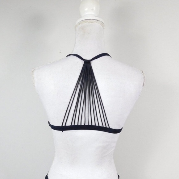 Xhilaration • Geometric Bikini Top - Picture 4 of 6